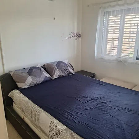 Apartamento Easy 2 Bedroom Apartment, Makenzi Larnaca