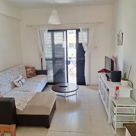 Easy 2 Bedroom Apartment, Makenzi Apartamento *