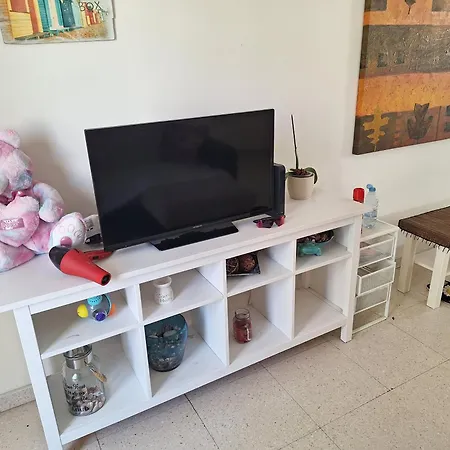 Easy 2 Bedroom Apartment, Makenzi * Lárnaca