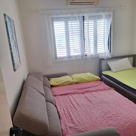 Easy 2 Bedroom Apartment, Makenzi * Aglantzia