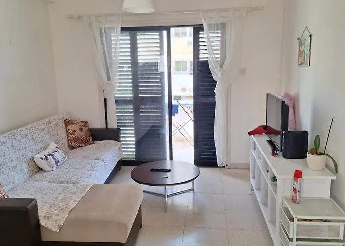 Easy 2 Bedroom Apartment, Makenzi Appartamento *