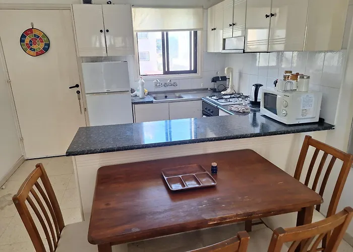 Appartamento Easy 2 Bedroom Apartment, Makenzi *