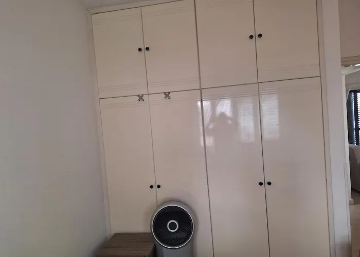 Appartamento Easy 2 Bedroom Apartment, Makenzi *