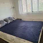 Easy 2 Bedroom Apartment, Makenzi Apartment *