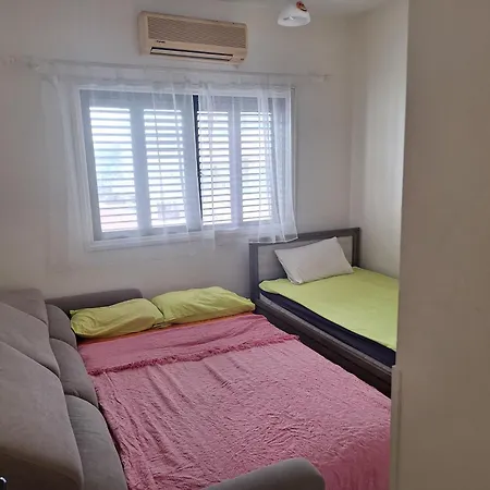 Easy 2 Bedroom Apartment, Makenzi ラルナカ