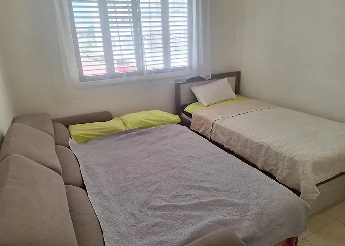 Easy 2 Bedroom Apartment, Makenzi アパート ラルナカ