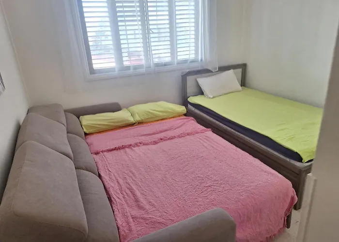 アパート Easy 2 Bedroom Apartment, Makenzi ラルナカ