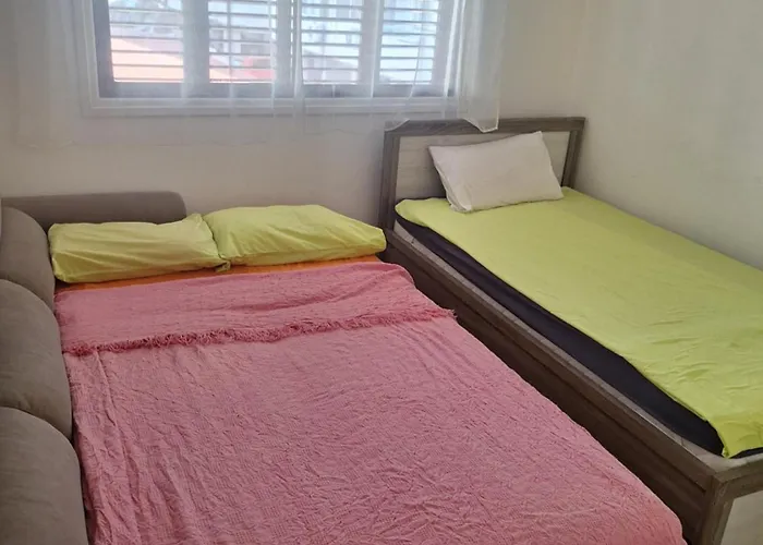 アパート Easy 2 Bedroom Apartment, Makenzi ラルナカ